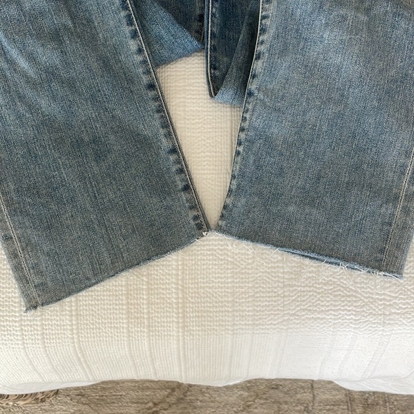 AG The Isabelle High Rise Straight Crop - Picture 5 of 11